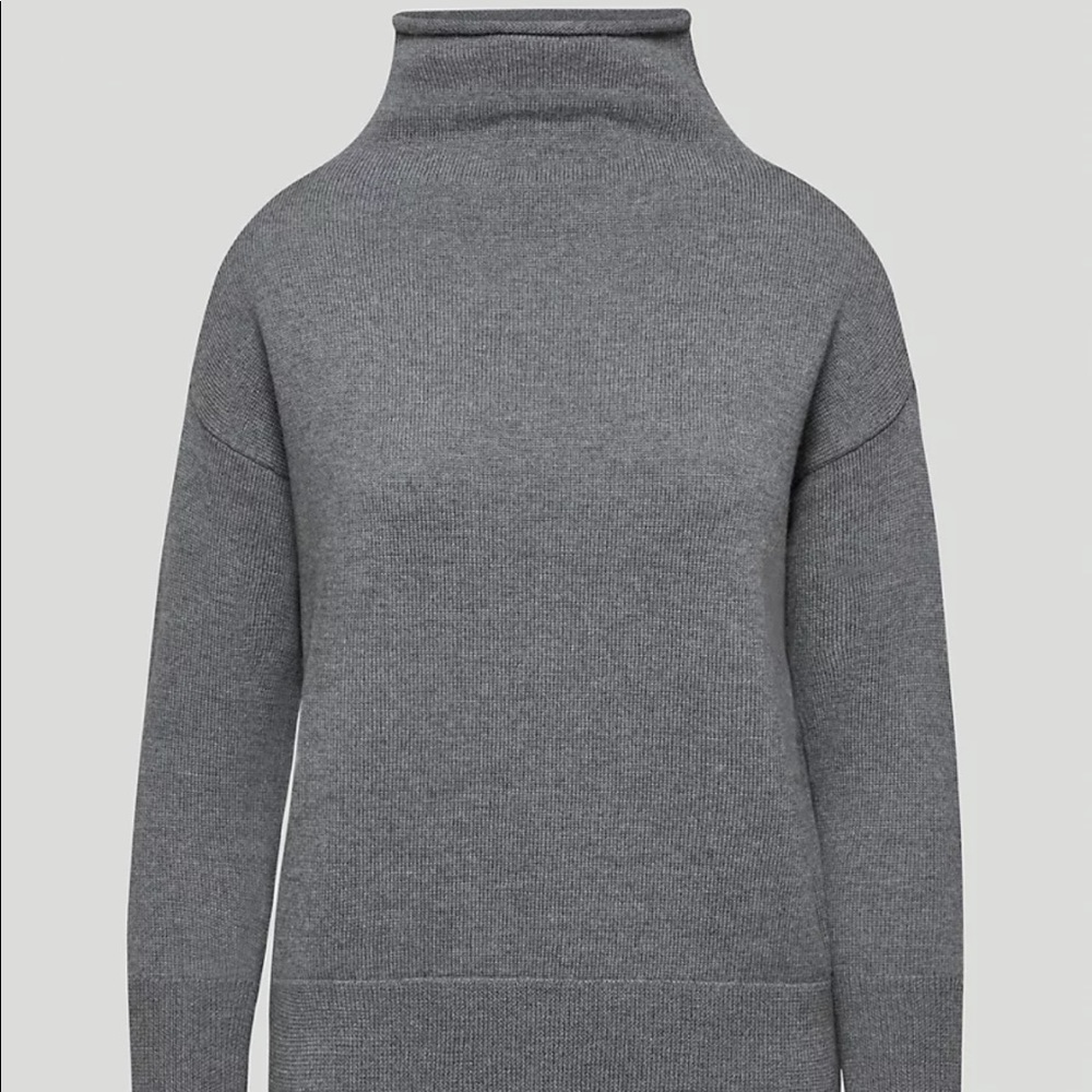 Aritzia Wilfred Cyprus Sweater